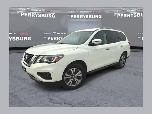 Used 2019 Nissan Pathfinder SV AWD/4WD image 1