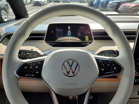 New 2025 Volkswagen ID. Buzz 1st Edition image 12