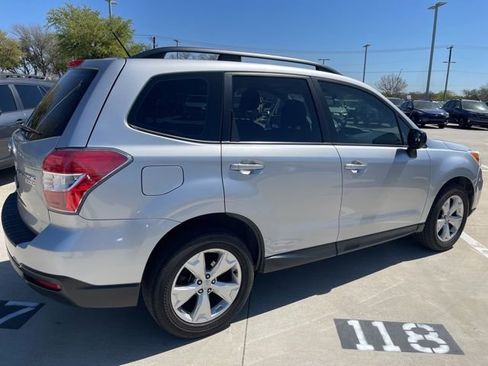 Used 2015 Subaru Forester 2.5i w/ Alloy Wheel Package image 3