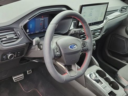 Certified 2023 Ford Escape ST-Line w/ Tech Pack #1 AWD/4WD image 7