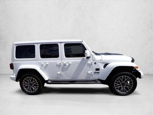 Used 2024 Jeep Wrangler High Altitude AWD/4WD image 5