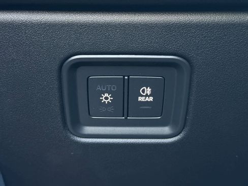 New 2025 Porsche Macan Turbo Electric image 31