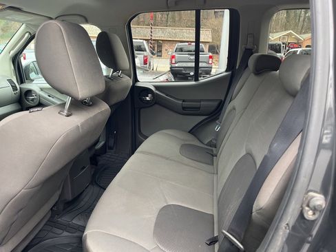 Used 2010 Nissan Xterra S image 11