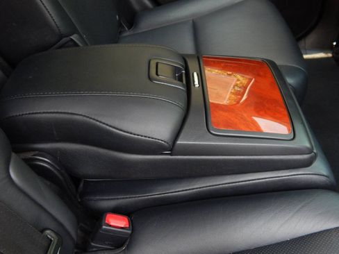 Used 2011 Lexus RX 350 AWD w/ Premium Pkg image 18