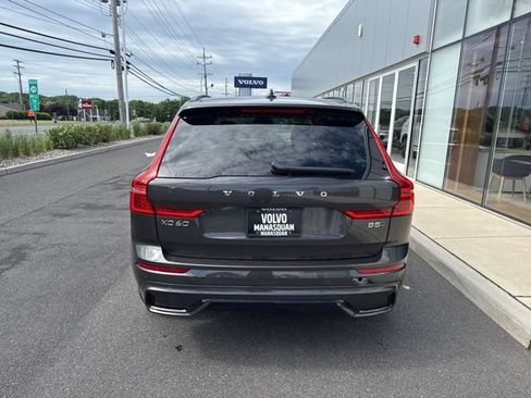 Certified 2025 Volvo XC60 B5 Plus AWD/4WD image 4
