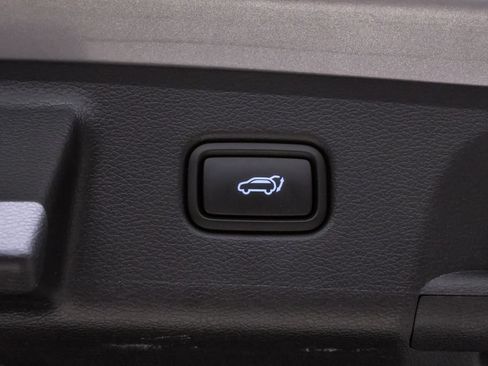 Certified 2025 Hyundai Palisade SEL FWD image 31