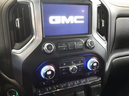 Used 2020 GMC Sierra 1500 Elevation w/ Elevation Value Package AWD/4WD image 22