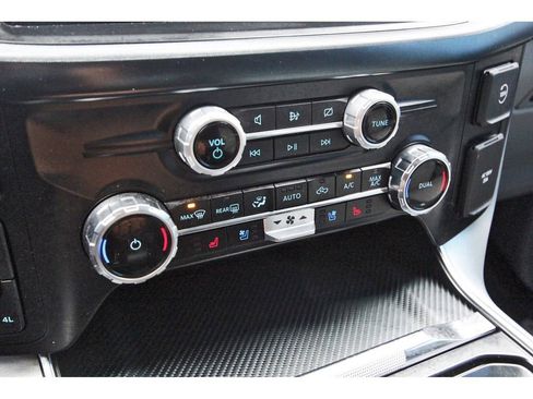 Used 2023 Ford F150 Limited image 23