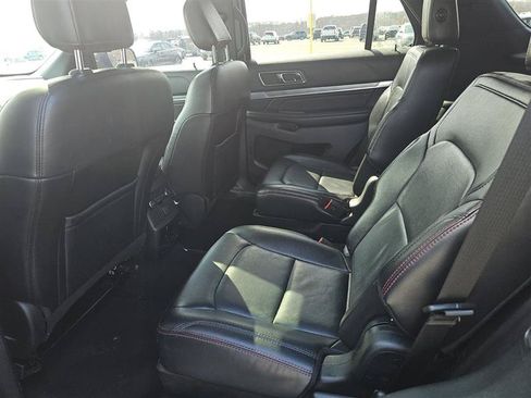 Used 2019 Ford Explorer Sport w/ Ford Safe & Smart Package AWD/4WD image 14