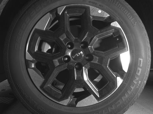 Used 2024 Kia Sorento S image 12