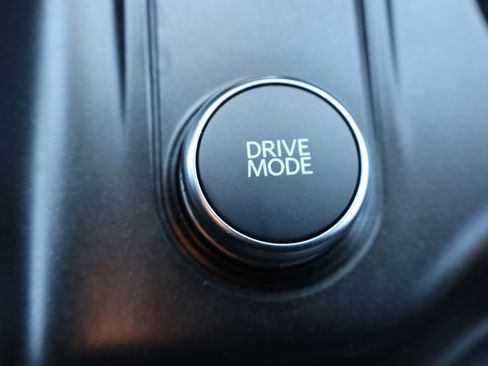 Used 2025 Ford Explorer ST-Line image 27