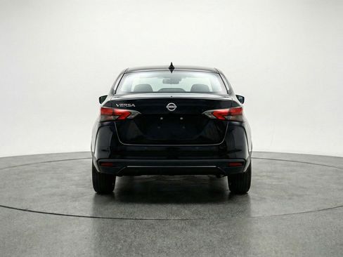 Used 2025 Nissan Versa SV FWD image 7