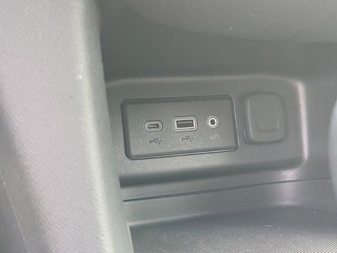Certified 2024 Chevrolet Equinox LT AWD/4WD image 32