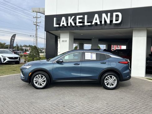 Certified 2024 Buick Envista Preferred w/ Convenience II Package image 3