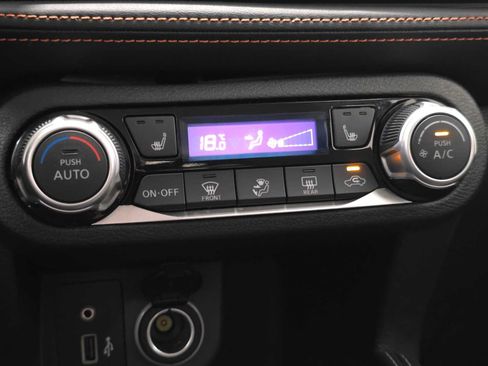 Used 2020 Nissan Kicks SR FWD image 15