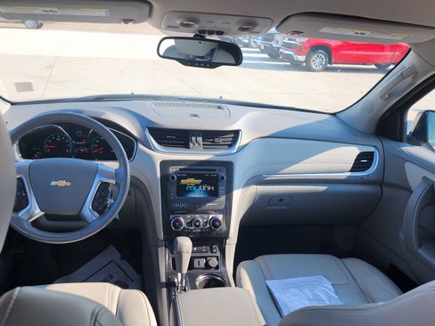 Used 2016 Chevrolet Traverse LT AWD/4WD image 7