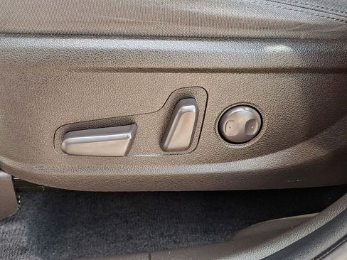 Used 2019 Hyundai Santa Fe SEL AWD/4WD image 15