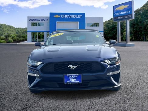 Used 2019 Ford Mustang Premium image 10
