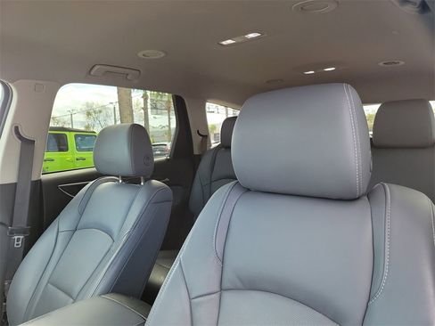 Used 2021 Buick Enclave Essence w/ Trailering Package, 5000 lbs. image 26