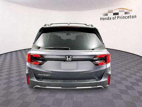 New 2026 Honda Odyssey EX-L image 3