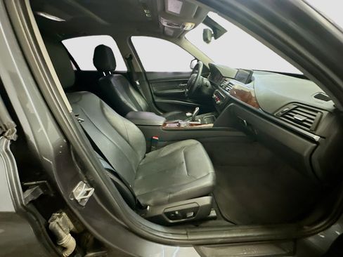 Used 2014 BMW 328i xDrive Sedan AWD/4WD image 32