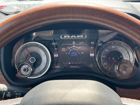 Used 2022 RAM 1500 Limited AWD/4WD image 36