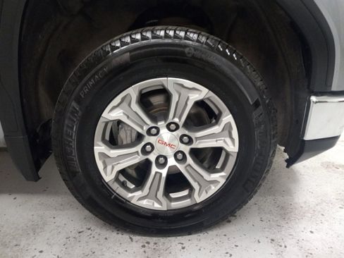 Used 2025 GMC Sierra 1500 SLT image 4