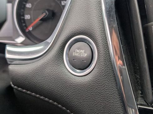 Used 2023 Chevrolet Traverse LT FWD image 18