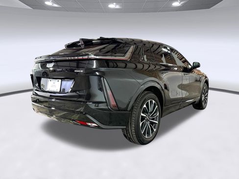 New 2026 Cadillac Lyriq Sport RWD image 37