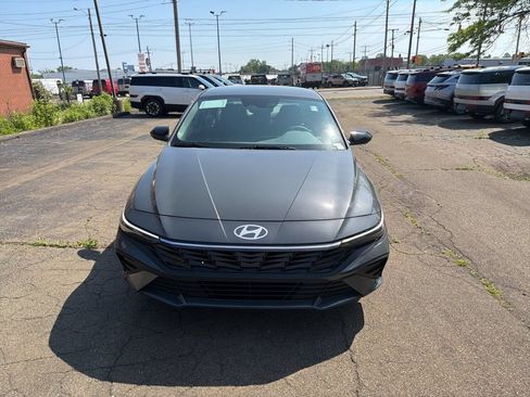 New 2026 Hyundai Elantra Sport FWD image 2