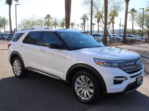 Used 2020 Ford Explorer Limited w/ Class III Trailer Tow Package image 7