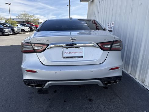 Used 2021 Nissan Maxima 3.5 SV w/ Floor Mat Group image 9