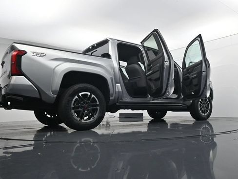 Used 2024 Toyota Tacoma TRD Sport w/ TRD Sport Upgrade Package AWD/4WD image 43