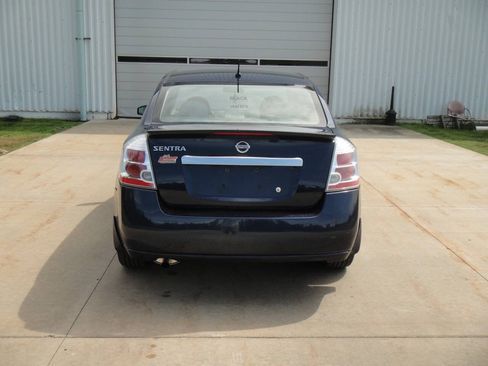 Used 2012 Nissan Sentra 2.0 S FWD image 7
