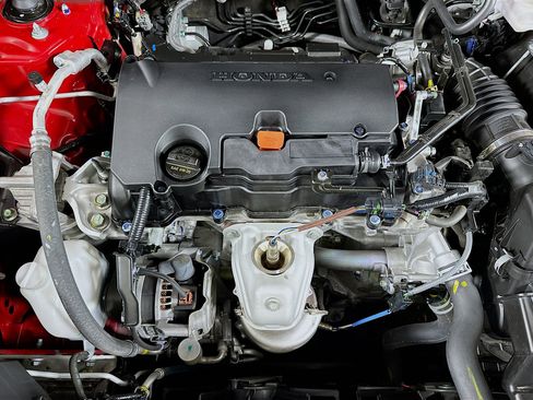 Used 2025 Honda HR-V Sport image 31