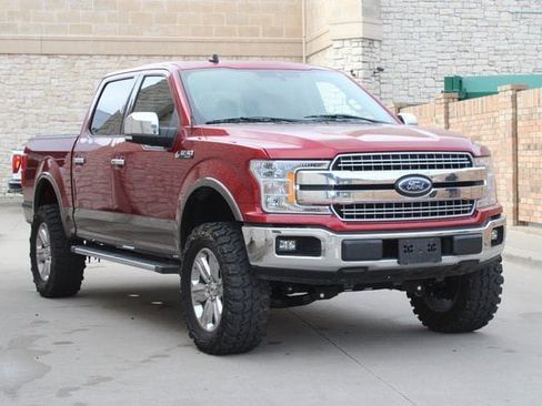 Used 2019 Ford F150 Lariat image 2