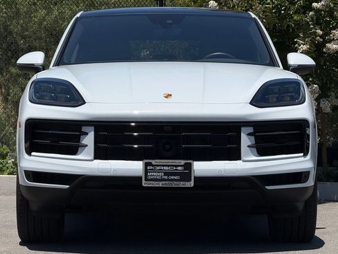 Certified 2026 Porsche Cayenne Coupe AWD/4WD image 10