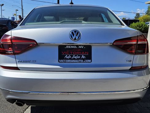 Used 2017 Volkswagen Passat 1.8T SE FWD image 6