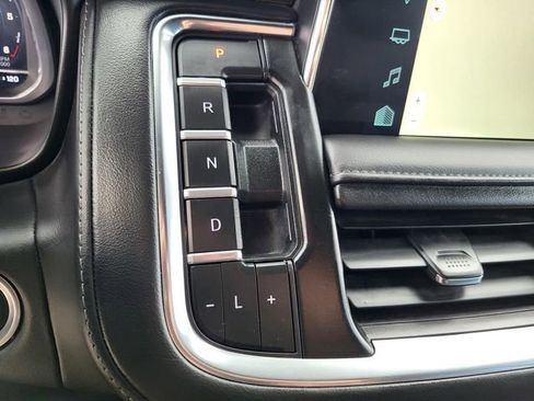 Used 2024 Chevrolet Tahoe LT AWD/4WD image 11