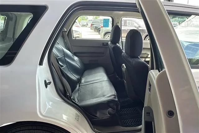 Used 2012 Ford Escape XLS FWD image 5