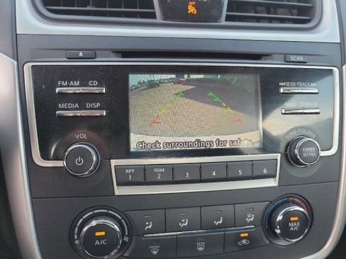 Used 2016 Nissan Altima 2.5 S w/ Power Driver Seat Package FWD image 8