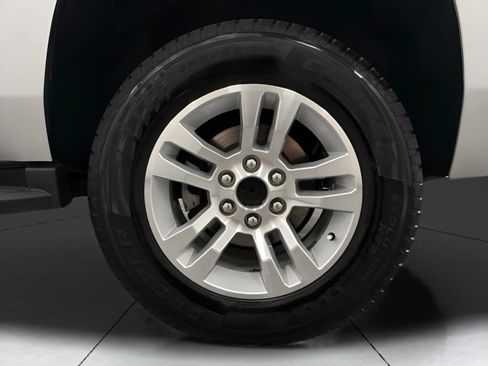 Used 2020 Chevrolet Tahoe LT AWD/4WD image 34
