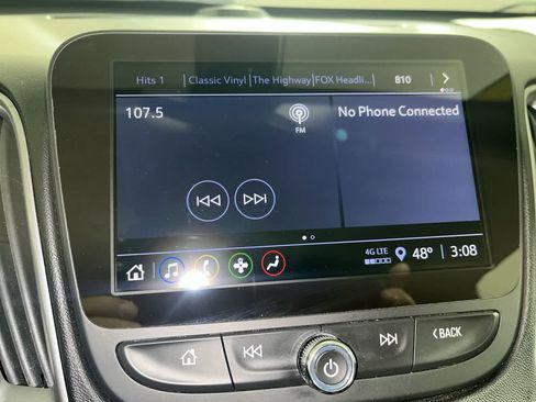 Used 2022 Chevrolet Malibu LT image 18