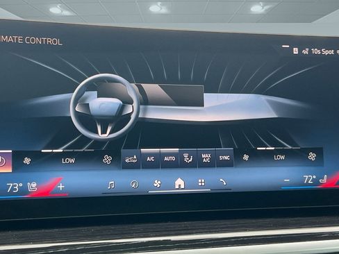 New 2026 BMW X6 xDrive40i w/ Executive Package image 23