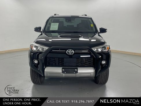 Used 2021 Toyota 4Runner TRD Off-Road Premium image 2