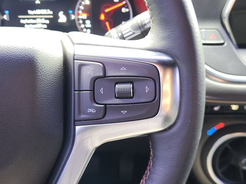 Used 2022 Chevrolet Blazer Premier w/ Driver Confidence II Package FWD image 33