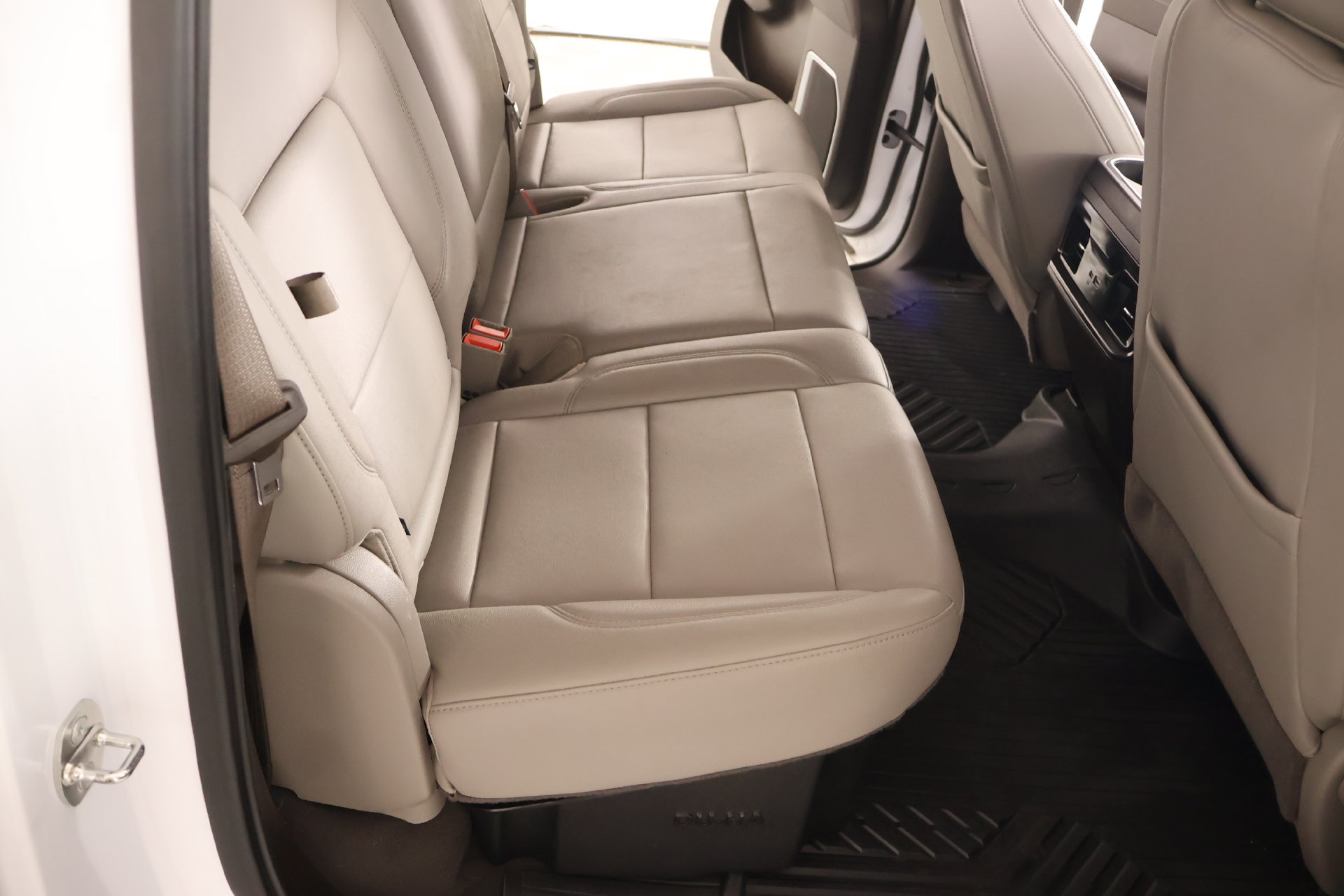 Used 2024 Chevrolet Silverado 1500 LT Trail Boss w/ Convenience Package II AWD/4WD image 15