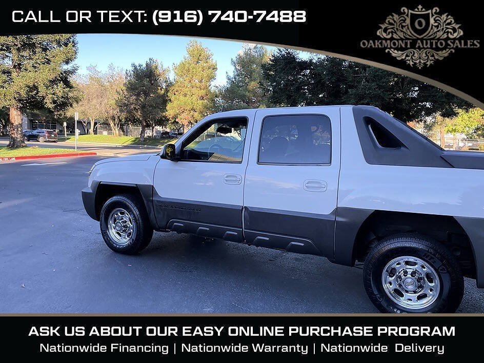 Used 2004 Chevrolet Avalanche 2500 w/ Preferred Equipment Group AWD/4WD image 7