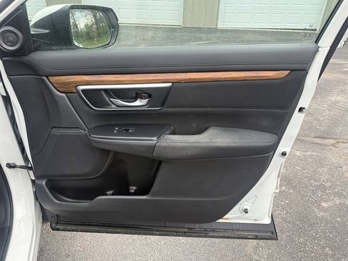 Used 2017 Honda CR-V EX image 42