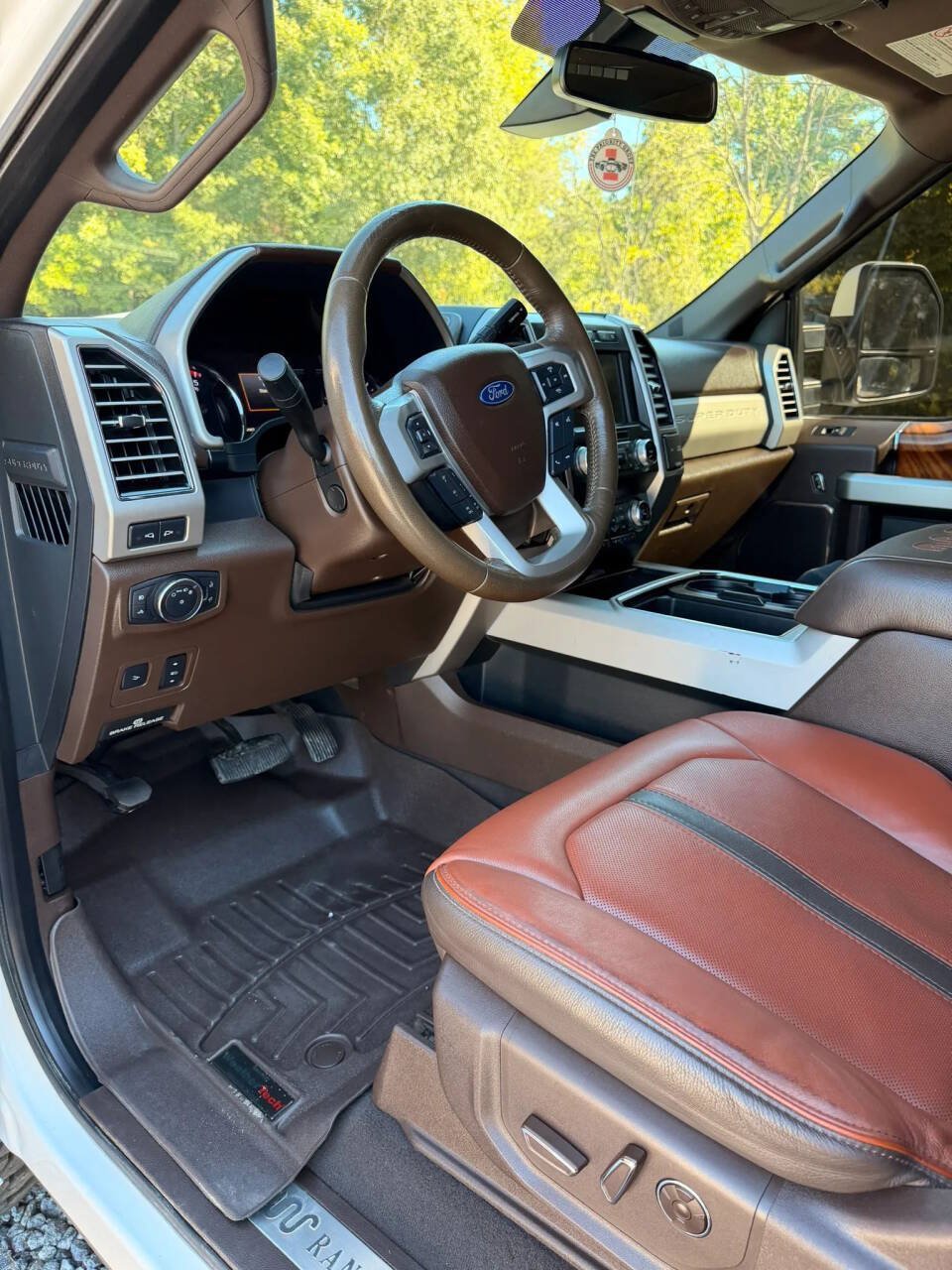 Used 2019 Ford F250 King Ranch w/ King Ranch Ultimate Package AWD/4WD image 13